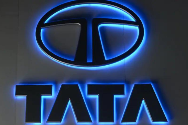 Tata Sons IPO: According to RBI regulations, a firm worth 11 lakh crore must be listed by this date.